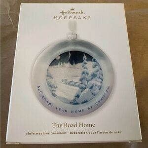 Hallmark The Road Home Glass Ornament QXG3504 - All Roads Lead Home At Christmas